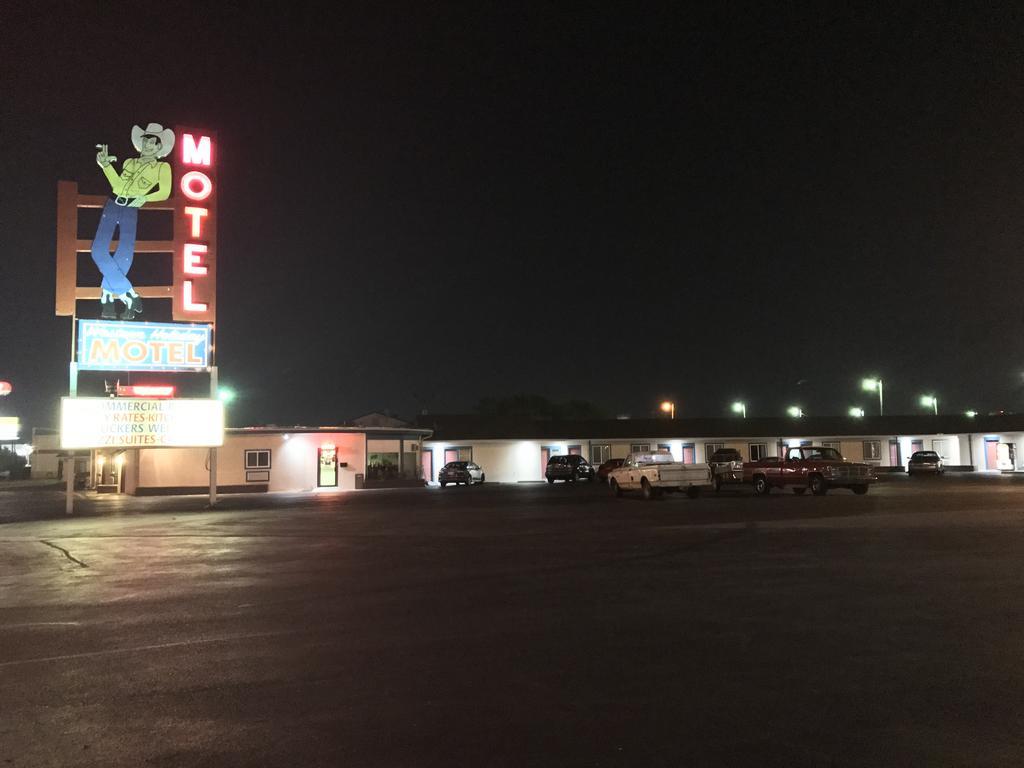 Western Holiday Motel Wichita Eksteriør bilde